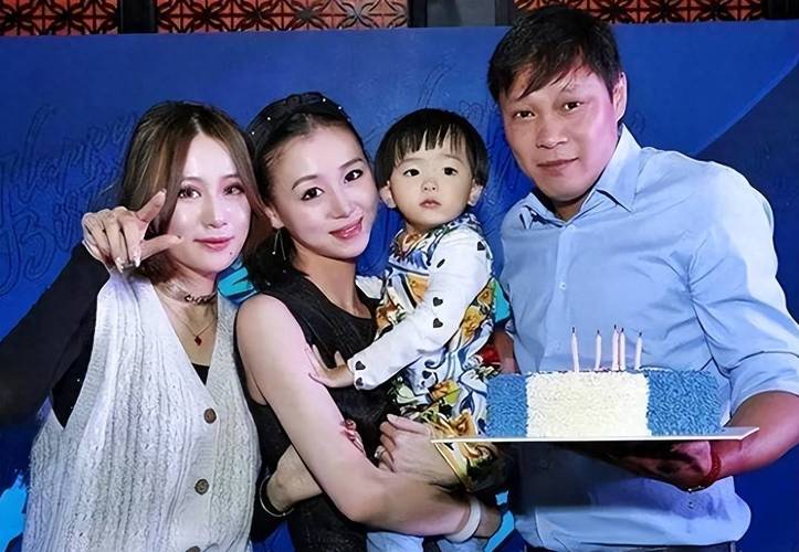 范志毅女儿新恋情曝光,范志毅女儿新恋情曝光老年人肚子胀气怎么办